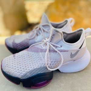 WOMEN'S NIKE AIR ZOOM SUPERREP 7.5